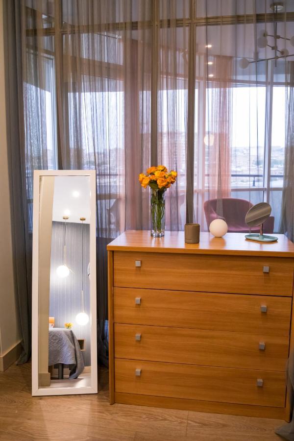 Hotelise L Bird Eye Apartment Ереван Экстерьер фото