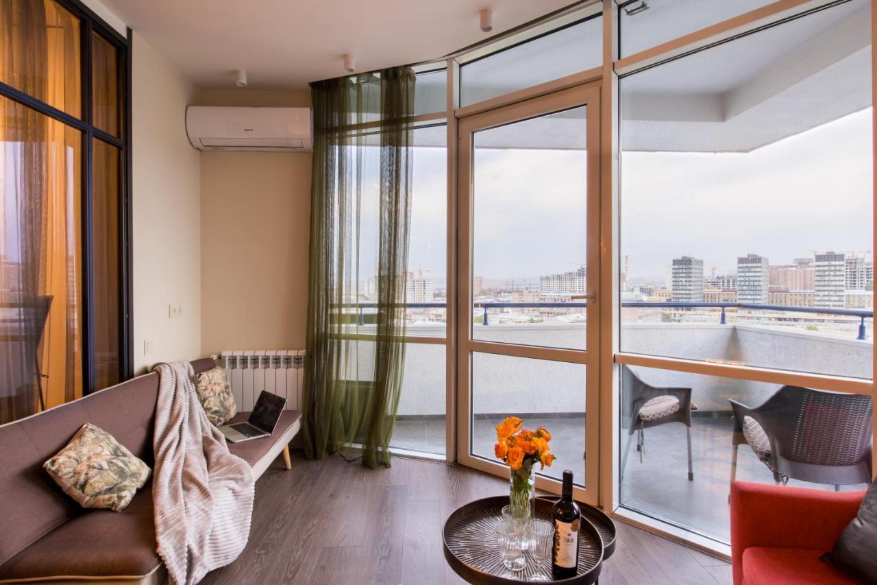 Hotelise L Bird Eye Apartment Ереван Экстерьер фото