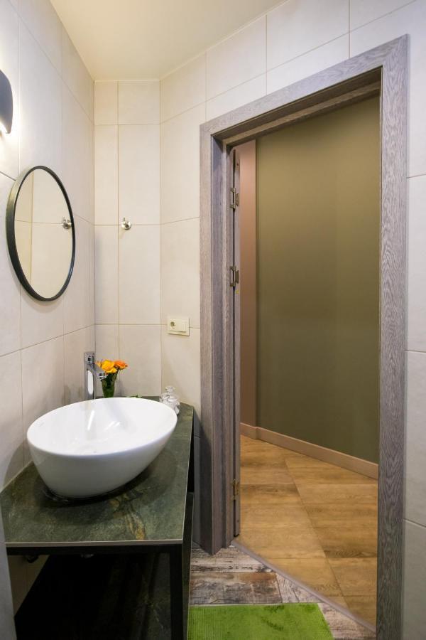 Hotelise L Bird Eye Apartment Ереван Экстерьер фото