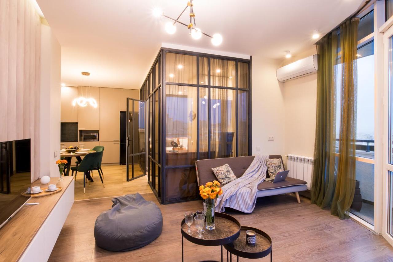 Hotelise L Bird Eye Apartment Ереван Экстерьер фото